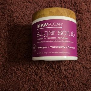 Raw Sugar Pineapple & Maqui Berry & Coconut Sugar Scrub